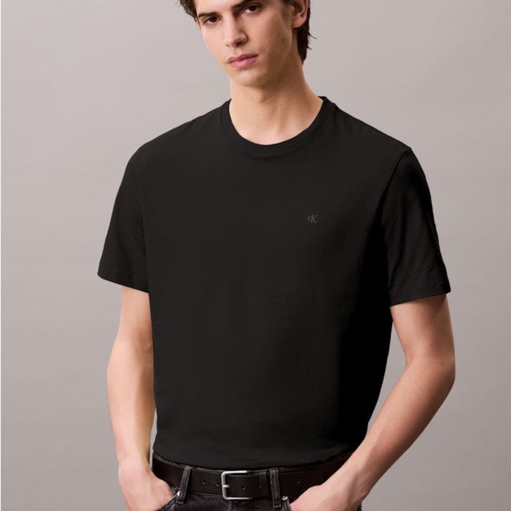 Calvin Klein Men's Black Smooth Cotton Solid Crewneck T-Shirt